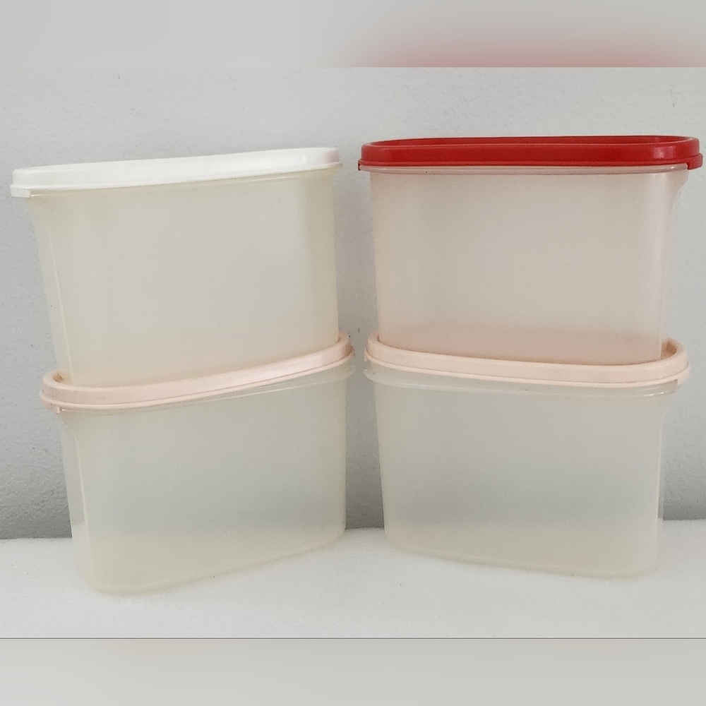 Vintage Lot of 4 Tupperware Storage Containers 1616 - 18 Red White Cream Lid